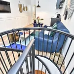 Beautiful Apartment 6P2Br - South Pigalle-Center Paris